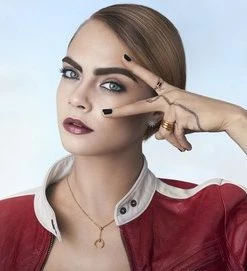 Rimmel London Brow This Way Wenkbrauwpoeder - 001 Blond -Chanel Shop 550x271 1