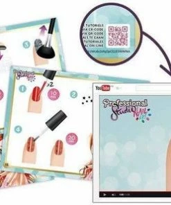 BUKI- Professionele Nagelstudio -Chanel Shop 550x298 1