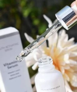 Merkloos RevitalTrax 12% Vitamine C Serum - Vitamine C - Niacinamide - Vitamine E - Hyaluronzuur - Gezichtserum - Bevorderd Collageen Productie - Vermindert Pigmentatie - Hydrateert - Antioxidant -Chanel Shop 550x366 27