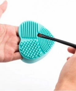 Ardran & Tookar Make Up Kwastenreiniger - Brush Egg Reiniger - Donker Roze - 1 Stuks -Chanel Shop 550x371 2