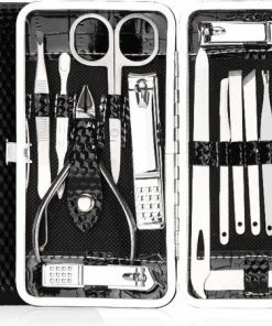 Medies - Luxe Manicureset 16 Delig Met Lederen Luxe Etui | Pedicure Set | Manicure Etui | Manicure Sets | Pedicure Sets | Nagelverzorging | Nagelknippers | Comedonlepels | Nagelvijl | Nagelriemknipper | Teennageltang | Nagelschaar | RVS -Chanel Shop 550x450 1