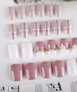 Beauty Nepnagels Taupe 24 Stuks + Plakstrips | Plaknagels | Startskit Nails | Nagel Tips | Nail Art Nagel Decoratie | 24 Stuks