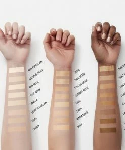 Maybelline Dream Radiant Liquid - 3.7 Vanilla - Foundation Geschikt Voor De Droge Huid Met Hyaluronzuur - 30 Ml -Chanel Shop 550x550 217