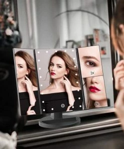 Superstar Make-up Spiegel LED Verlichting Met Gratis Make Up Tasje - Vergrootspiegel - Cosmetica/ Visagie Spiegel - 22 LED's - Draaibaar - USB & Batterij -Chanel Shop 550x550 374