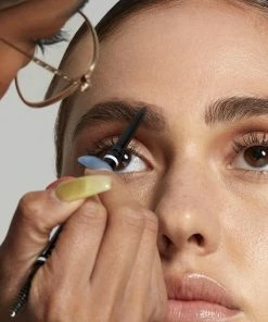 NYX Professional Makeup Tinted Brow Mascara - Brunette TBM03 - Wenkbrauw Mascara - 6,2 Gr 17 NYX Professional Makeup Tinted Brow Mascara - Brunette TBM03 - Wenkbrauw Mascara - 6,2 Gr -Chanel Shop 550x550 474