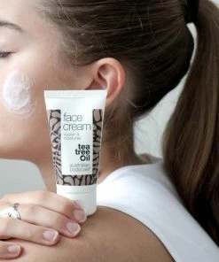 Australian Bodycare Face Cream 50 Ml - Vochtinbrengende Gezichtscr Me Perfect Bij Rode Vlekjes, Onzuiverheden, Puistjes En Mee-eters - Geschikt Voor Een Vette, Acne-gevoelige Huid - Met 100% Natuurlijke Tea Tree Olie Van Hoge Kwaliteit -Chanel Shop 550x550 683