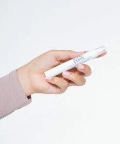 Herome Corrector Pen - Milde Acetonvrije Nagellakremover In Een Handige Stift - 3ml. -Chanel Shop 550x550 690