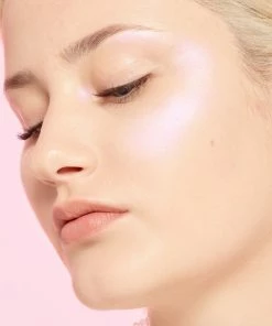 L’Oréal Paris 01 Iconoc Glow Highlighter - Poeder Highlighter - 9 Gr. -Chanel Shop 550x625 4