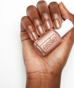 Essie Nagellak - 763 Light As Linen -Chanel Shop 550x631 3
