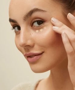 NIVEA Cellular Filler 3 In 1 Oogconcealermake-up 4 Ml -Chanel Shop 550x642 1