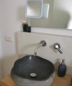 Sworks Vergroot Make Up En Scheer Spiegel Met LED Verlichting Vierkant - 10x Vegroting En Natuurlijk Licht Voor Cosmetica/Scheren/Epileren - 360 Graden Verstelbare Zuignap En Wandbevestiging -Chanel Shop 550x733 4