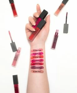 Maybelline Vivid Matte Liquid - 15 Electric Pink - Roze - Lippenstift -Chanel Shop 550x816 1