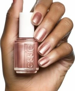Essie Buy Me A Cameo 82 - Goud - Nagellak -Chanel Shop 550x838 1